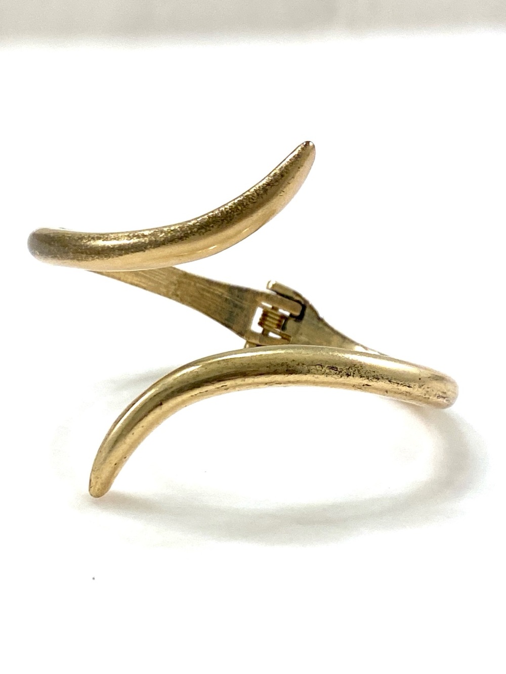 Vintage Gold Open Curve Bracelet - Vintage